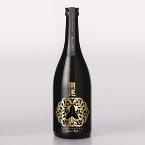 RAMUNE DESIGN STUDIO (ramune33)さんの日本酒ラベルデザインへの提案