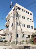 ISL_NK (nakazawa-kentaro)さんの4階建てマンション「Mビル」の外壁塗装デザインへの提案