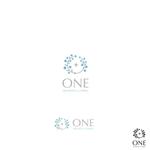 noraya_jr (noraya_jr)さんのセルフホワイトニングサロン「ONE」のロゴへの提案