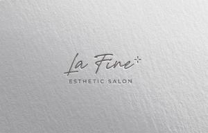 ケイ / Kei (solo31)さんの【LA FINE】ラフィーヌサロンのロゴ作成への提案