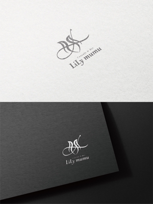 uim (uim-m)さんのコンカフェバー「LiLy mumu」のロゴ作成への提案