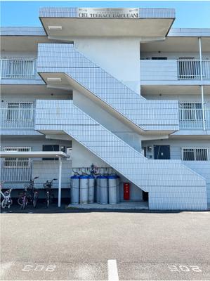 ゆきを (doitami)さんのマンションの建物名称看板のデザインへの提案