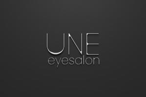 七七七 (hakuji_de)さんのアイサロン『UNE』のロゴへの提案