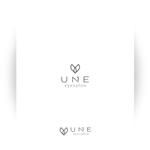 KOHana_DESIGN (diesel27)さんのアイサロン『UNE』のロゴへの提案