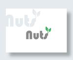 IandO (zen634)さんのライティング・編集を扱う「合同会社Nuts」のロゴ作成（追加発注あり）への提案