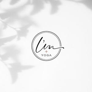 MOI (moimoi-design)さんのエアリアルヨガスタジオ「I'm +YOGA」のロゴへの提案