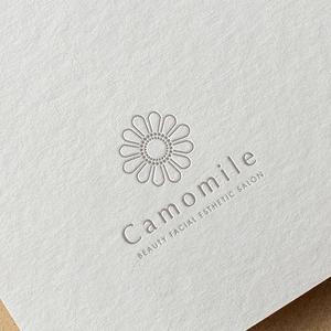 catwood (catwood)さんの美容フェイシャルエステサロン「Camomile - カモミール」のロゴへの提案