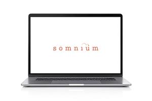 zono design (zono64727)さんのアパレルショップサイト「somnium」のロゴへの提案