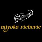 AtelierMarie-Rosaire (jsmpg_ej)さんの「miyoko richerie」のロゴ作成への提案