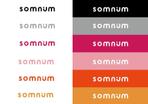 maco (macodesign_m)さんのアパレルショップサイト「somnium」のロゴへの提案