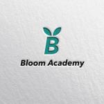 wato (wato1)さんのKPOPダンス＆ボーカルアカデミー（Bloom Academy）のロゴ制作への提案