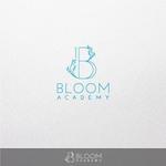 FOURTH GRAPHICS (kh14)さんのKPOPダンス＆ボーカルアカデミー（Bloom Academy）のロゴ制作への提案