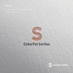 doremi (doremidesign)さんの人生をトータルサポート「Colorful Smiles」のロゴへの提案