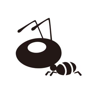 あーまん (aaman)さんのTシャツワンポイント用アリ（蟻）のデフォルメされたキャラクターロゴへの提案