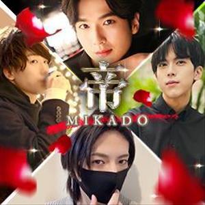 MG (fsk0809)さんの大人の女性向けの店舗の正方形バナーへの提案