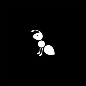 Hi-Design (hirokips)さんのTシャツワンポイント用アリ（蟻）のデフォルメされたキャラクターロゴへの提案