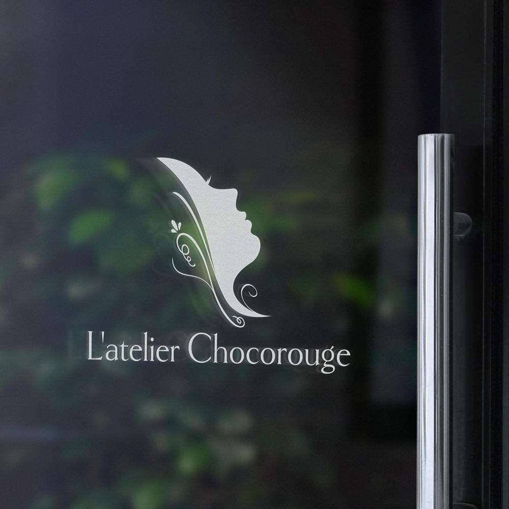 エステティックサロン「L’atelier Chocorouge」のロゴ