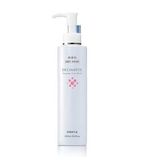 futaoA (futaoA)さんの【パッケージデザイン】化粧品 コスメ 女性用 ボトル容器デザイン【品質/センス重視】商品 プロダクトへの提案