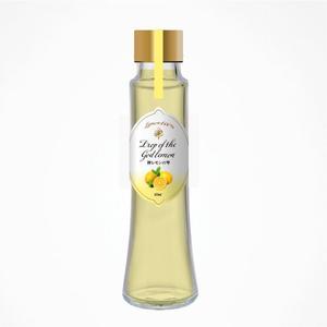 RAMUNE DESIGN STUDIO (ramune33)さんのレモン果汁のラベルデザインへの提案