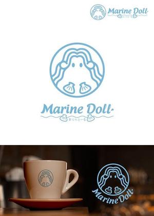 dwork (dwork)さんの水色と白を基調とした内装・海がコンセプトのコンカフェ「Marine Doll」のロゴ及びロゴマークへの提案