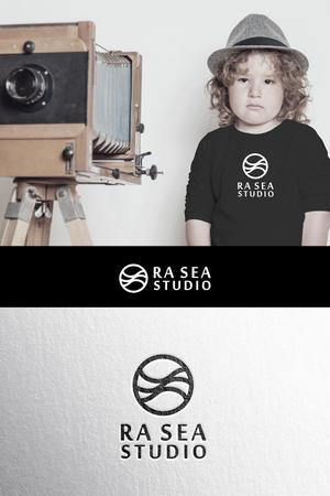 YOO GRAPH (fujiseyoo)さんの家族写真スタジオ「Ra Sea studio」のロゴへの提案