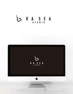 smoke-smoke (smoke-smoke)さんの家族写真スタジオ「Ra Sea studio」のロゴへの提案