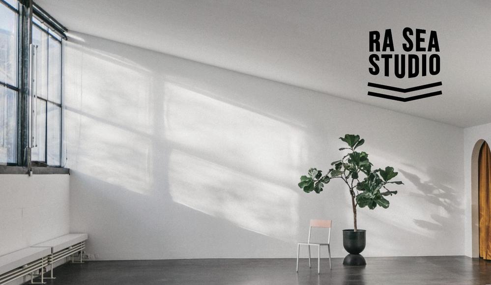 家族写真スタジオ「Ra Sea studio」のロゴ