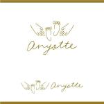 Cosmic design (cosmic_design)さんのこどもの手形足形を記念品に残すグッズ「anyotte(アンヨッテ)」のロゴへの提案