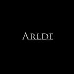 ununow (_unun)さんの化粧品のパッケージデザイン「ARLDE」のロゴへの提案