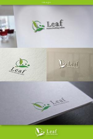 coco design (tomotin)さんのアロマヒーリングサロン「Leaf」のロゴへの提案