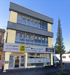 船古彪二 (Funako_Akiji)さんの県道沿い3階建て自社ビルの外壁色デザイン提案への提案