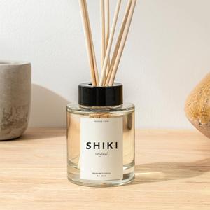 kusuburi (kusuburi)さんのアロマブランド「ＳＨＩＫＩ」のロゴへの提案