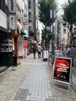 BASIC (do-basic)さんの飲食店におけるA1立て看板デザインへの提案