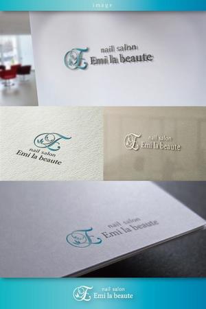 coco design (tomotin)さんのネイルサロンの「Emi la beaute」ｴﾐﾗﾎﾞｰﾃのロゴへの提案