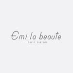 noz design (yoknoz)さんのネイルサロンの「Emi la beaute」ｴﾐﾗﾎﾞｰﾃのロゴへの提案