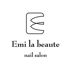 fin.martns (Kuri4404)さんのネイルサロンの「Emi la beaute」ｴﾐﾗﾎﾞｰﾃのロゴへの提案