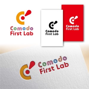 Hi-Design (hirokips)さんの赤ちゃん子育て支援アイテムブランド「Comodo First Lab」のブランドロゴ制作への提案