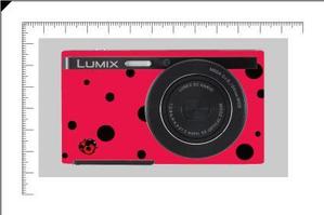 マガラ (piyota06)さんのパナソニックのデジタルカメラ「LUMIX」の外装デザインを募集への提案