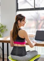 Apiko (Apiko)さんの②商品写真とモデル写真の合成作業をお願いします。(継続的にお願いできるスキルの方を求めています)への提案