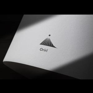 LAYON (LAYON)さんのアパレルブランド｢Oriri｣のロゴ、デザインへの提案