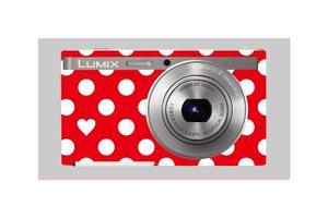 YUKIMI (GRAFICA)さんのパナソニックのデジタルカメラ「LUMIX」の外装デザインを募集への提案