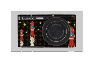 Bebop Graphics (keibox0608)さんのパナソニックのデジタルカメラ「LUMIX」の外装デザインを募集への提案