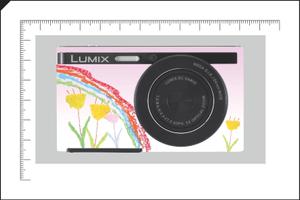 fleur ()さんのパナソニックのデジタルカメラ「LUMIX」の外装デザインを募集への提案