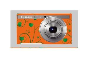 maria9 (maria9)さんのパナソニックのデジタルカメラ「LUMIX」の外装デザインを募集への提案