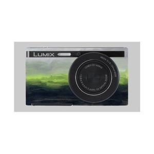atarigraphics (atarigraphics)さんのパナソニックのデジタルカメラ「LUMIX」の外装デザインを募集への提案