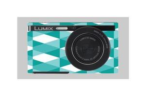 RE* (suitooh)さんのパナソニックのデジタルカメラ「LUMIX」の外装デザインを募集への提案