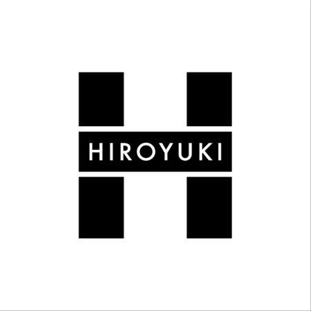 自分（HIRO)のロゴを考えてください