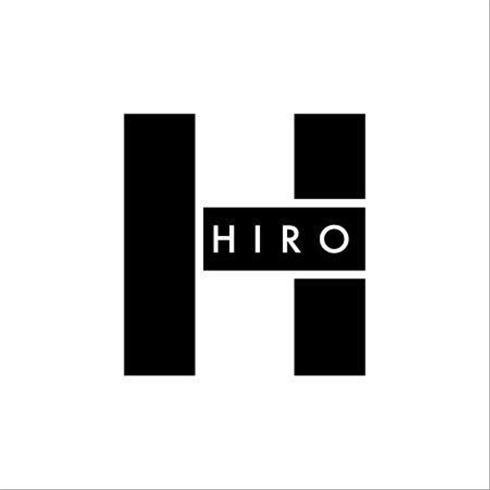 自分（HIRO)のロゴを考えてください