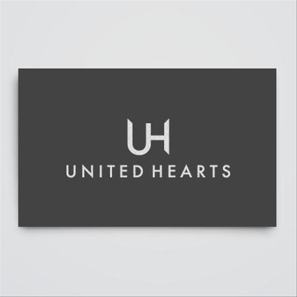 「UNITED HEARTS」のロゴ作成