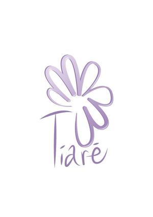 畠山美奈子 (kodaxx)さんの美容室「TIARÉ」のロゴ作成への提案